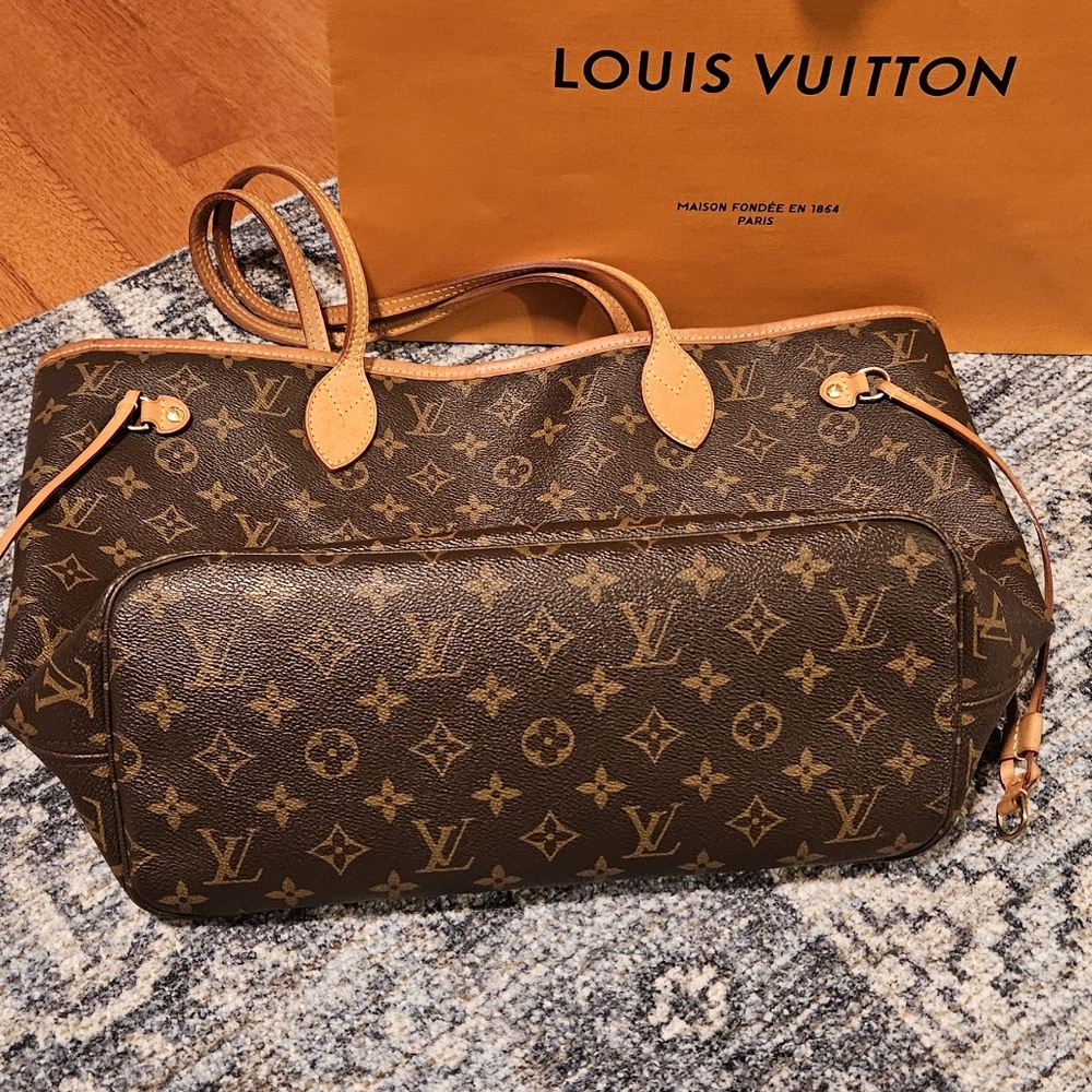 Louis Vuitton Neverfull